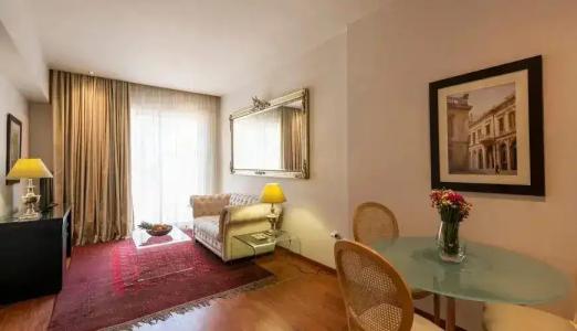 Best Western Plus Embassy - 92