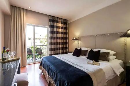 Best Western Plus Embassy - 66