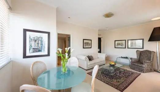 Best Western Plus Embassy - 83