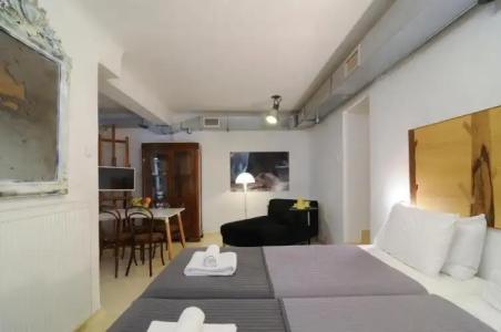 Athens Green Apartments - 213