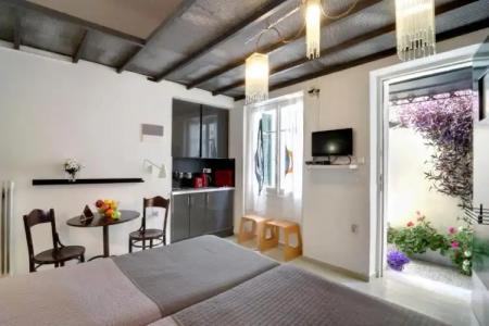 Athens Green Apartments - 271