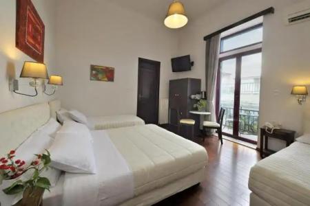 Orion and Dryades - 71