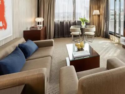 Athenaeum InterContinental - 85