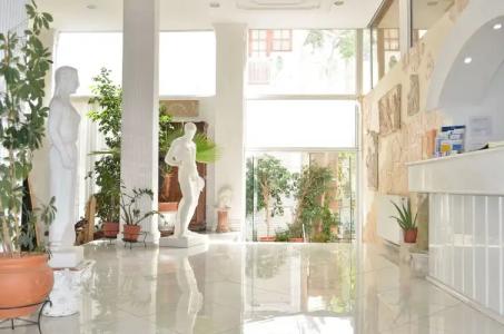 Acropolis Ami Boutique - 30