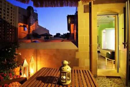 Elia Fatma Boutique - Adults Only - 17