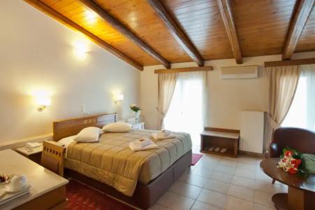 Parnassos Delphi - 40