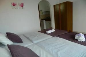 Roseberry Studios, Faliraki