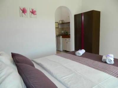 Roseberry Studios - 40