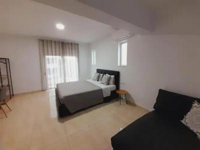 Roseberry Studios - 48