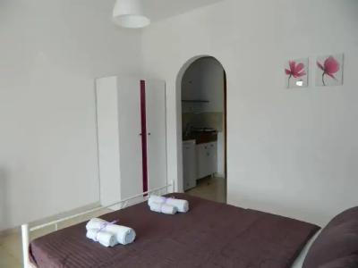 Roseberry Studios - 12