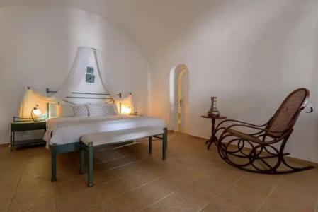 Kamares Apartments - 1