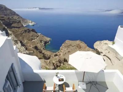 Volcano View by Caldera Collection Mini-hotel - 9