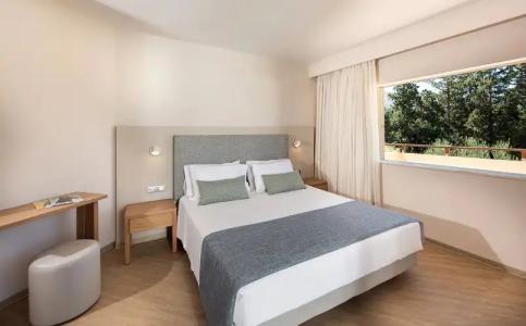 Pilot Beach Resort - 67