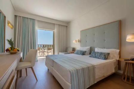 Pilot Beach Resort - 82