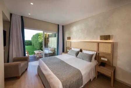 Pilot Beach Resort - 73