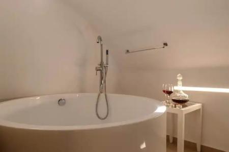Muses Cycladic Suites - 202