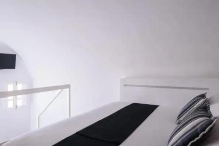 Muses Cycladic Suites - 144