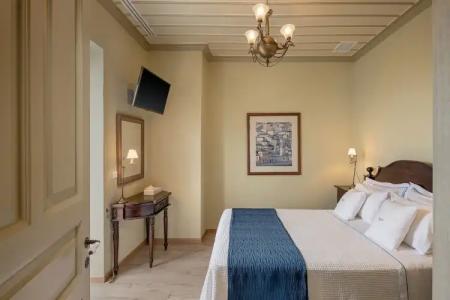 Bellevalia - Formerly Four Seasons - 65