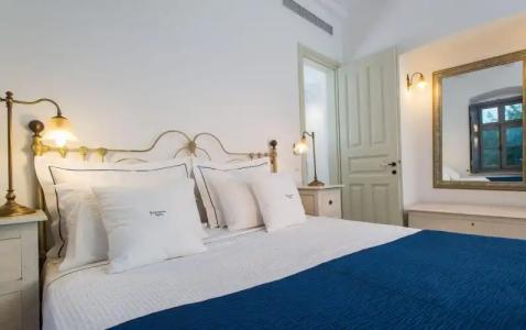 Bellevalia - Formerly Four Seasons - 27