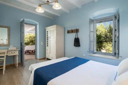 Bellevalia - Formerly Four Seasons - 2