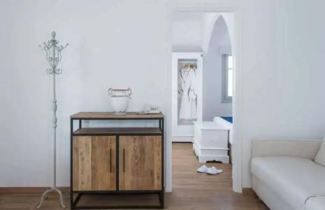 Bellevalia - Formerly Four Seasons - 98