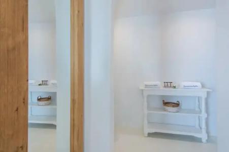 Bellevalia - Formerly Four Seasons - 129