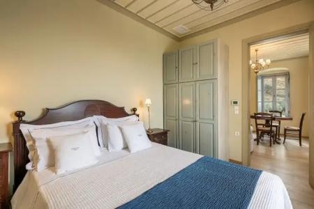 Bellevalia - Formerly Four Seasons - 72