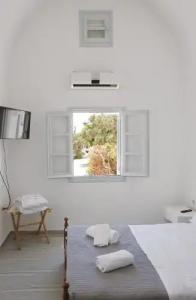 Phaos Santorini Suites - 56