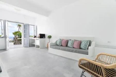 Phaos Santorini Suites - 101