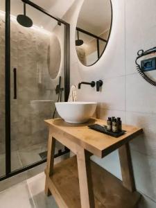 Villa Di Mare Seaside Suites - 88