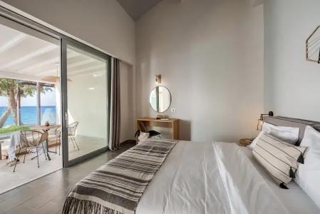 Villa Di Mare Seaside Suites - 60