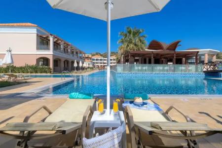 La Marquise Luxury Resort Complex - 95