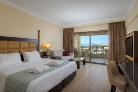 La Marquise Luxury Resort Complex - 55