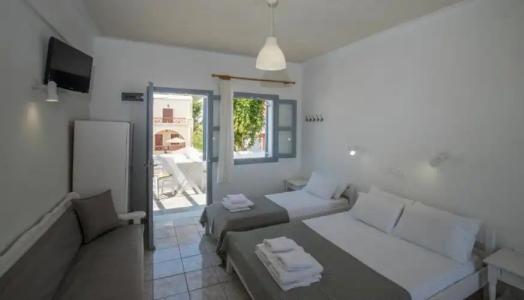 Zacharakis Studios - 90