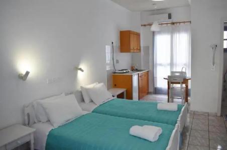 Zacharakis Studios - 94