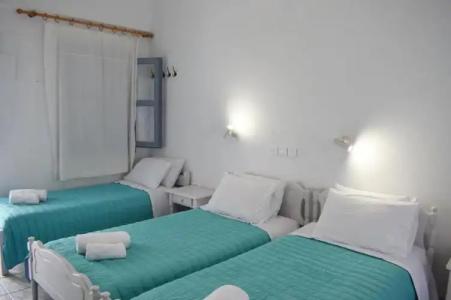 Zacharakis Studios - 76