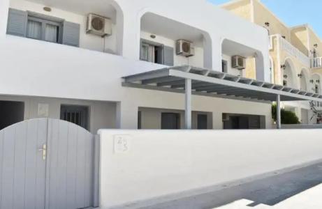 Zacharakis Studios - 119