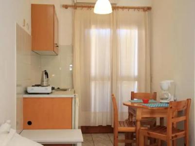 Zacharakis Studios - 91