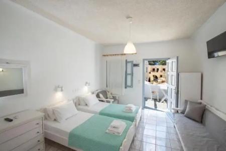 Zacharakis Studios - 66