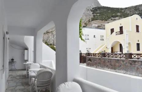 Zacharakis Studios - 95