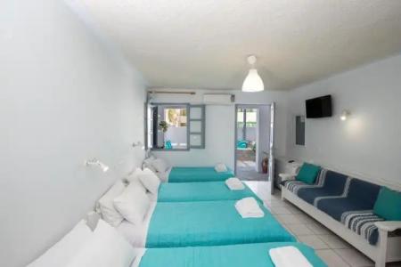 Zacharakis Studios - 107