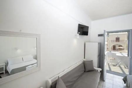 Zacharakis Studios - 100