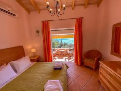 La Riviera Barbati Seaside Apartments & Villas - 53