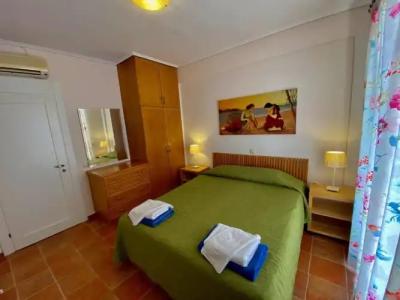 La Riviera Barbati Seaside Apartments & Villas - 86