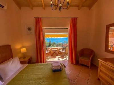 La Riviera Barbati Seaside Apartments & Villas - 44