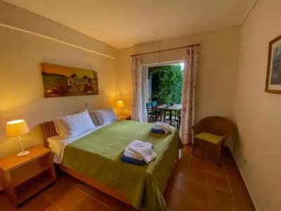 La Riviera Barbati Seaside Apartments & Villas - 93