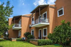 Folies  Corfu Hotel Apartments, Corfu Town