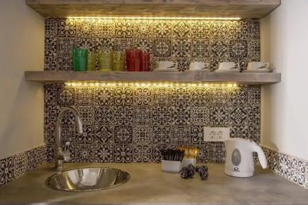 Caldera's Dolphin Suites - 16