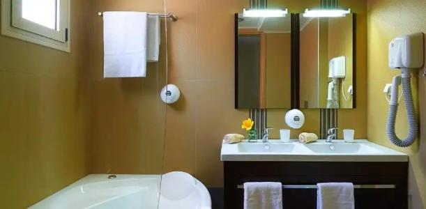 Macaris Suites and SPA - 50