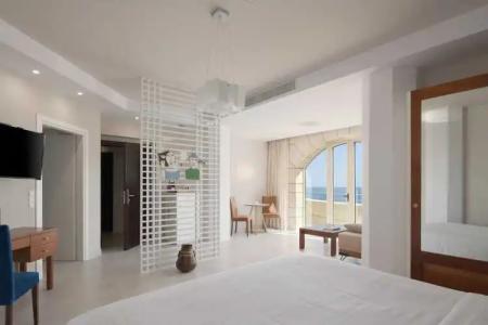 Macaris Suites and SPA - 72